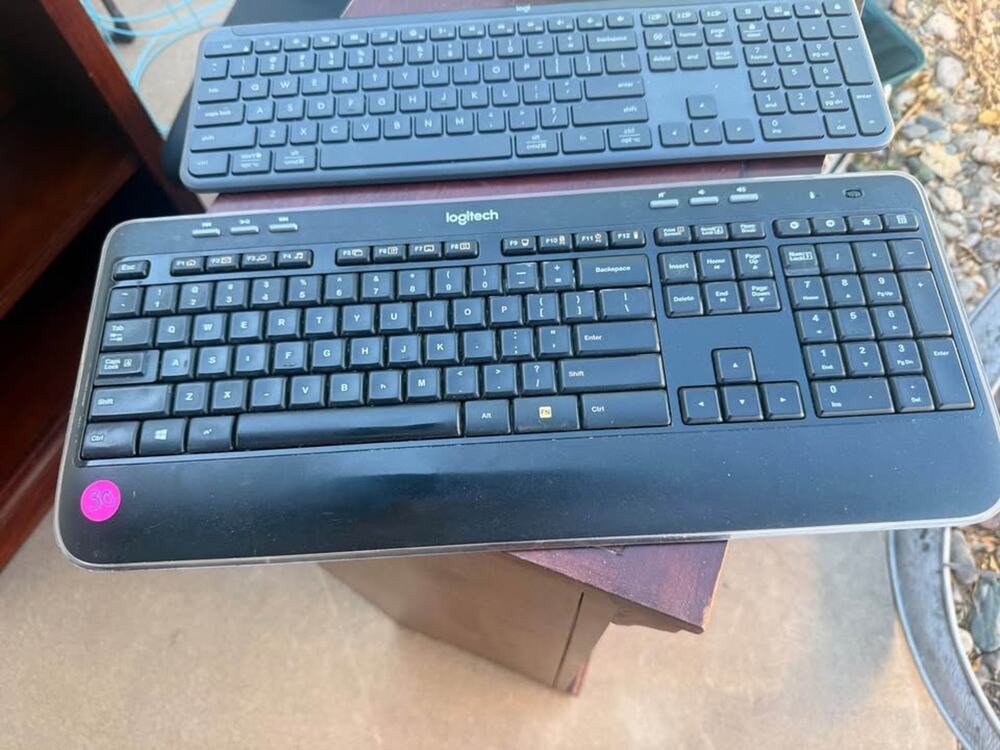 Logitech K520 Wireless Keyboard